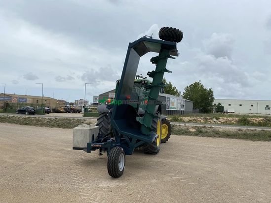 Volteadora de compost CAMPS  VC-2500 