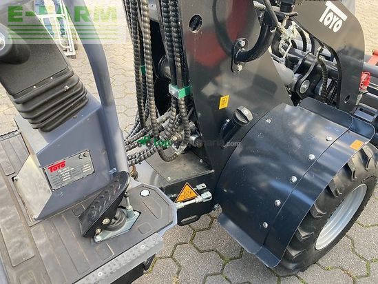 Minicargadora - Toyo - 826-iii bügel black edition