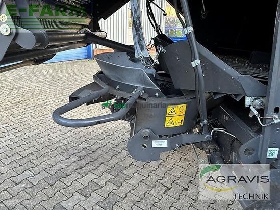 Cosechadora de Cereal - Claas - trion 660 terra trac allrad