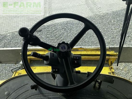 Cosechadora de Cereal - New Holland - cx 880