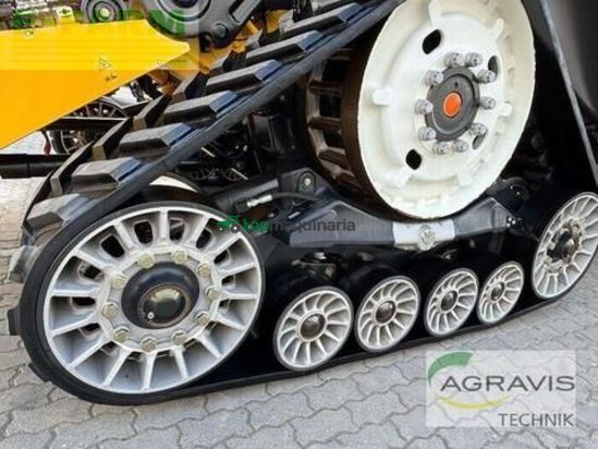 Cosechadora de Cereal - New Holland - cr 8.90 raupe