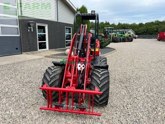 Minicargadora - Thaler - 2838s dpf brede hjul og euro-skifte