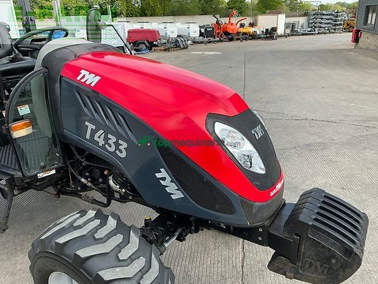 Tractor agrícola - TYM - t433 tractor (st26626)