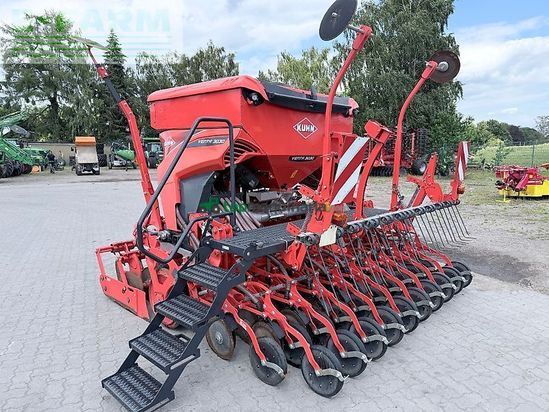 Sembradora - Kuhn - venta 3030-20 isobus