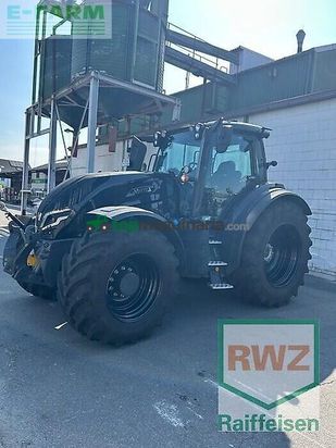 Tractor agrícola - Valtra - t215d
