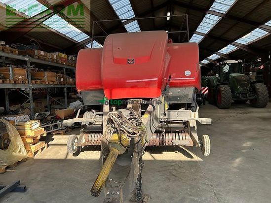 Empacadora gigant - Massey Ferguson - 2190