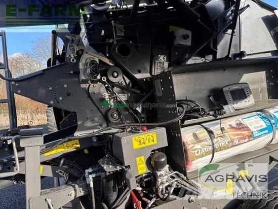 Empacadora gigant - Claas - variant 385 rc pro