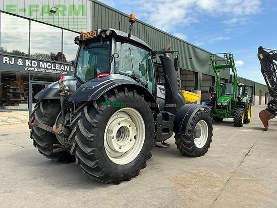 Tractor agrícola - Valtra - t254 versu tractor (st26300)