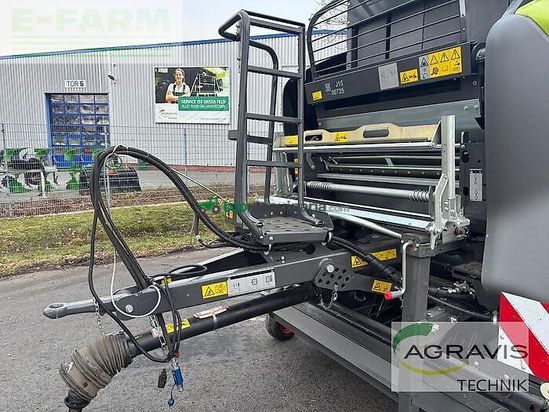Empacadora gigant - Claas - variant 580 rc trend