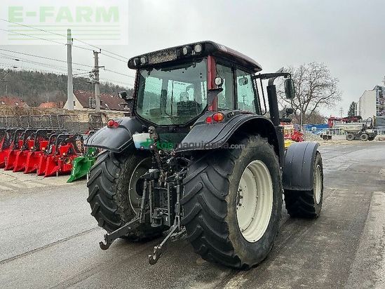 Tractor agrícola - Valtra - n 123