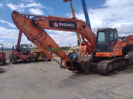 Excavadora DOOSAN DX235LCR
