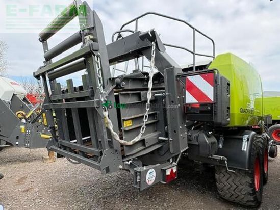 Empacadora gigant - Claas - quadrant 5300 fc t+st