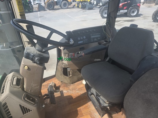 Tractor agrícola - John Deere - 8300