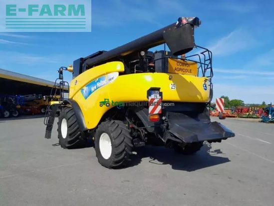 Cosechadora de Cereal - New Holland - cr980