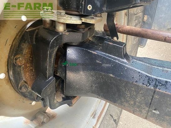 Tractor agrícola - Challenger - mt 575b