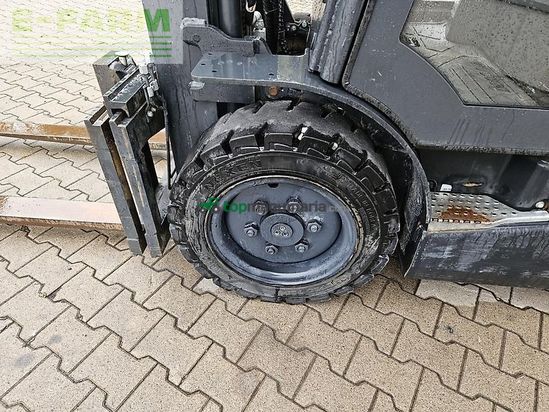 Elevadora - Doosan - d30s-9