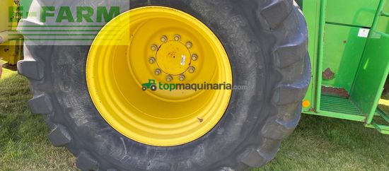 Cosechadora de Cereal - John Deere - 7700