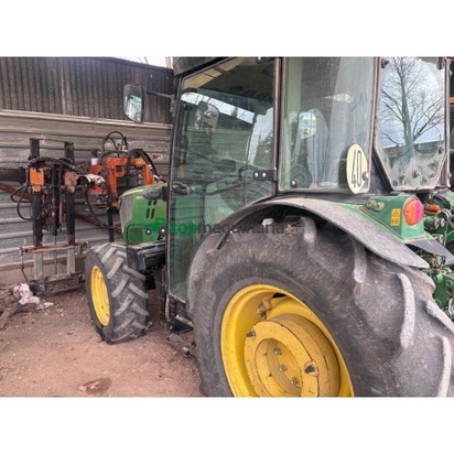 Tractor agrícola - John Deere - 5100GF