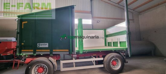 Volquet - Kröger - 2 Achs 3 Seitenkipper mit Portalwänden2020