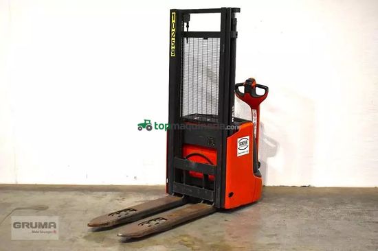 Elevadora - Linde - l 12 i 1172
