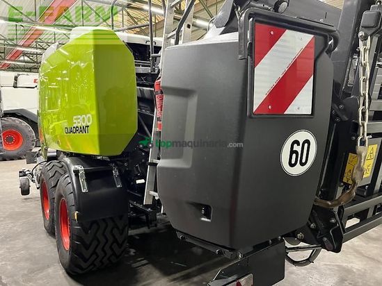 Empacadora gigant - Claas - quadrant 5300 rf t+st