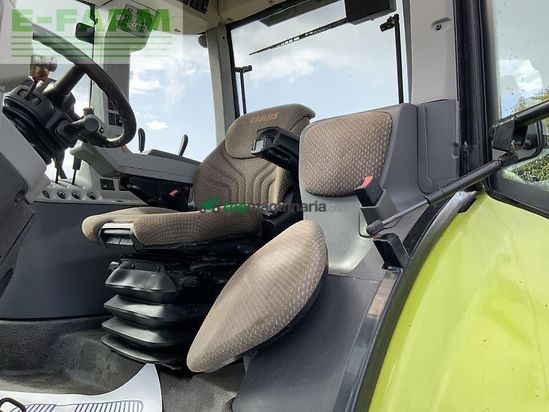 Tractor agrícola - Claas - arion 520 tractor (st23446)