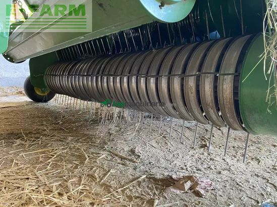 Empacadora gigant - John Deere - c441r