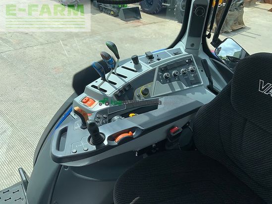 Tractor agrícola - Valtra - t155 active (st26475)