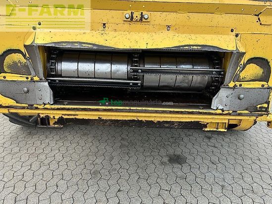 Cosechadora de Cereal - New Holland - cr 980