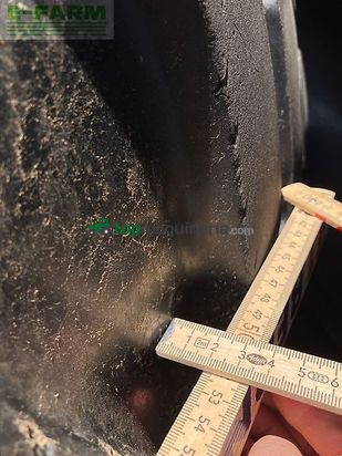 Tractor agrícola - Claas - xerion 4000 saddle trac gülletechnik