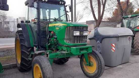 Tractor agrícola - John Deere - 5515HC