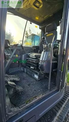 Excavadora - New Holland - e60c