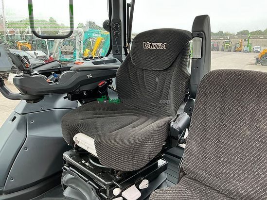 Tractor agrícola - Valtra - t175 versu tractor (st27583)