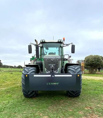 Contrapeso tractor con cajón porta herramientas