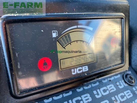 Elevadora - JCB - 930-4 t4