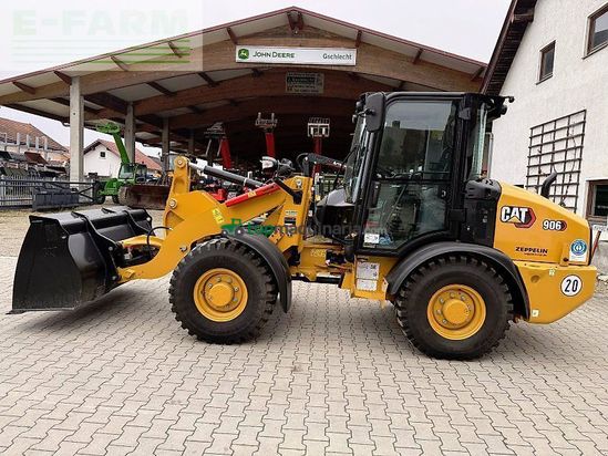 Minicargadora - Caterpillar - 906