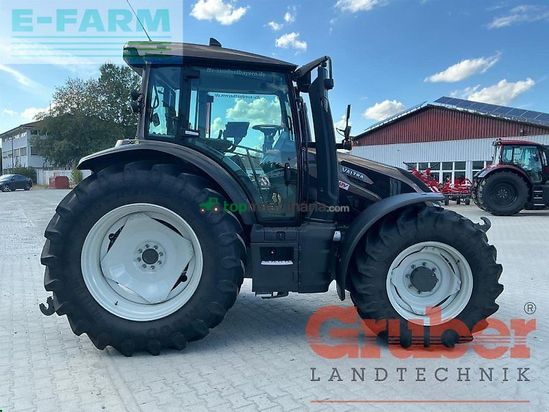 Tractor agrícola - Valtra - g 135 v 1b9