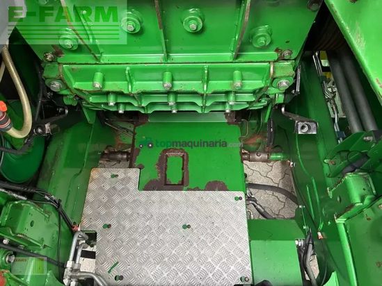Cosechadora de Cereal - John Deere - 8300i