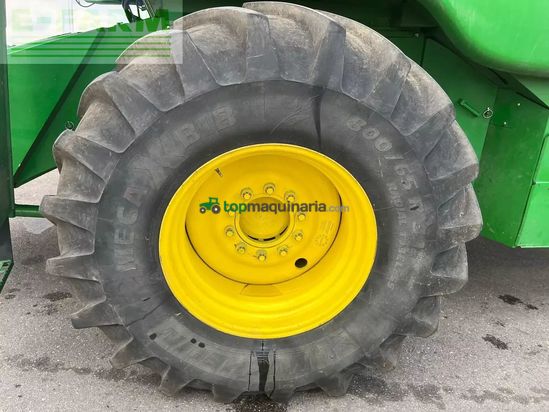 Cosechadora de Cereal - John Deere - t560
