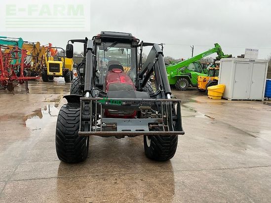 Tractor agrícola - Valtra - a93 tractor (st25537)