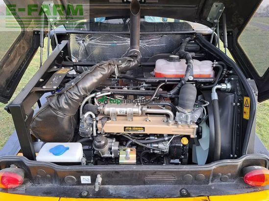 Minicargadora - JCB - 409 agri stufe v