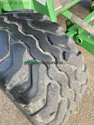Empacadora gigant - John Deere - v461m