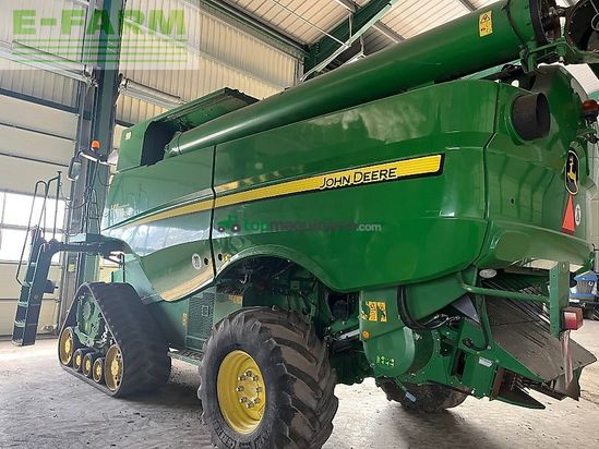 Cosechadora de Cereal - John Deere - s690