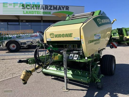 Empacadora gigant - Krone - comprima v 150 xc plus
