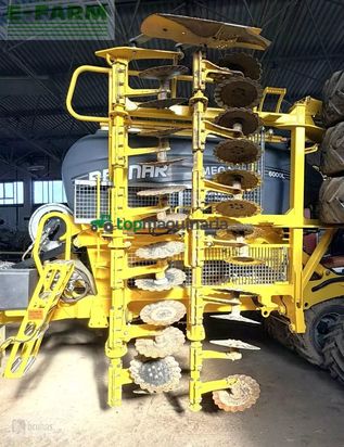 Combinado de siembra - Bednar - omega 6000 l bj. 2021