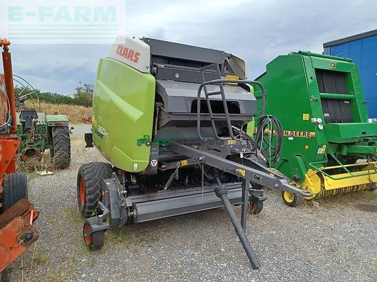 Empacadora gigant - Claas - variant 360 rc