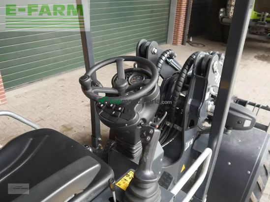 Minicargadora -  - peecon pitbull 27-26z