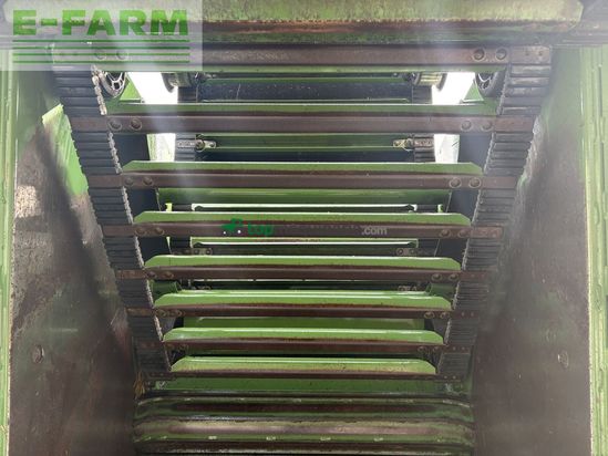 Empacadora gigant - Krone - comprima v 150 xc