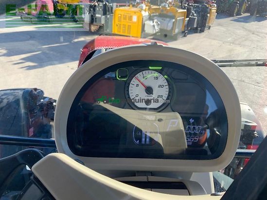 Tractor agrícola - Massey Ferguson - 6714s dyna 6 tractor (st25200)