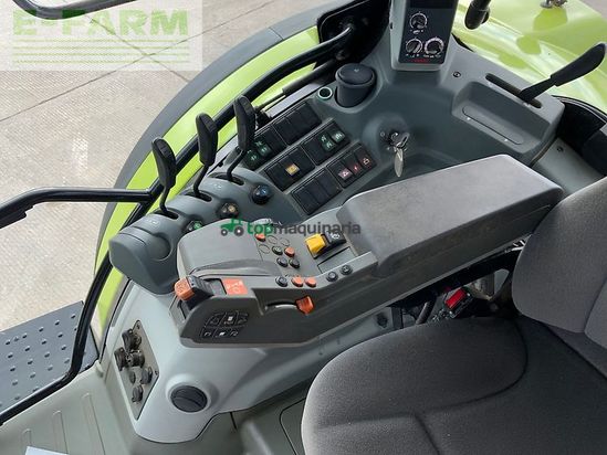 Tractor agrícola - Claas - 630 arion tractor (st26240)